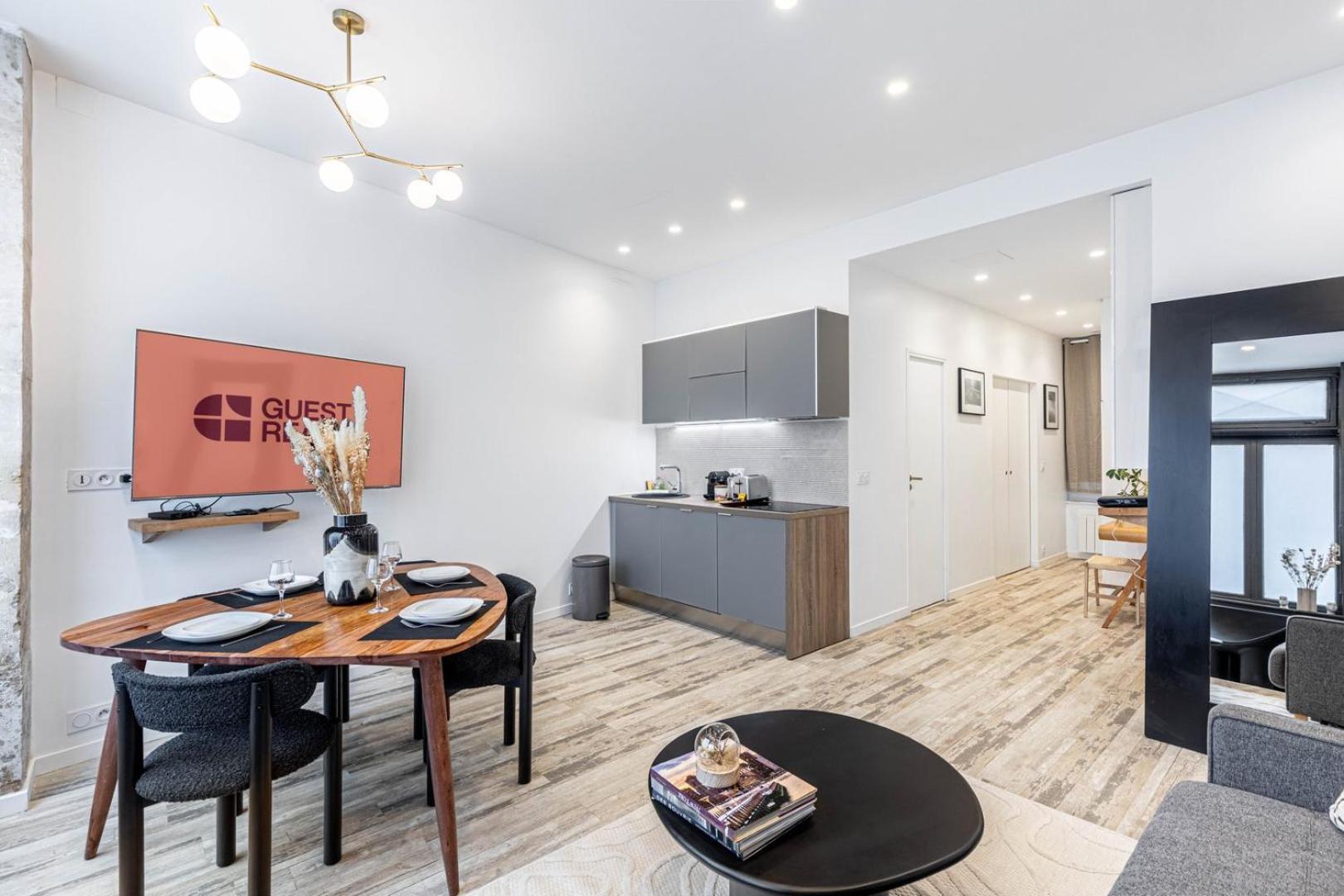 Guestready - Stunning Apartment Near Eiffel Tower Paris Ngoại thất bức ảnh